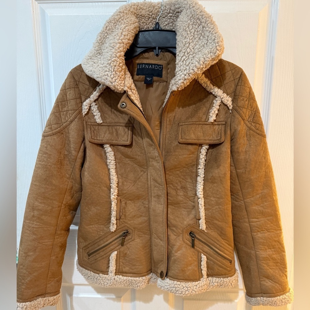 Bernardo Women's Tan Faux Suede Teddy Jacket Fall Staple Jacket🍂🍁🎃
